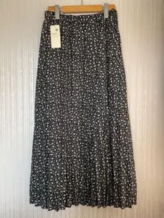 earth 花柄プリーツスカート