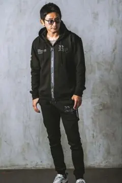 Item thumbnail for item c39d6aff-0a41-4206-b914-aeaa4b00d55f