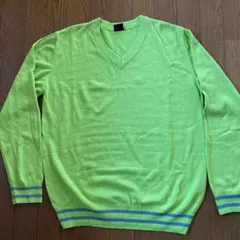 Vネックニット セーター