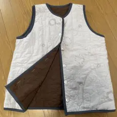 リバーシブルEmago 総刺繍 キルティングベスト