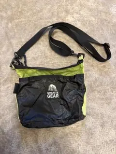 GRANITE GEAR サコッシュバッグ ブラック/グリーン