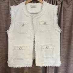 ホワイトツイードベスト
