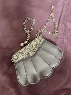 Lily Brown シルバー貝殻型パーティーバッグ