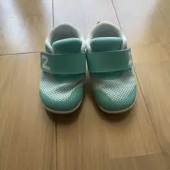 ニューバランス キッズスニーカー