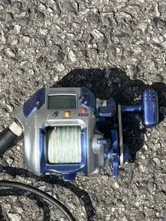 SHIMANO 電動リール 3000H 青色 電源ケーブル付き - メルカリ