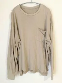 ベージュロングTシャツ