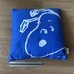 スヌーピー 青いクッション