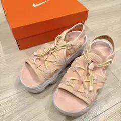 AIR MAX KOKO SANDAL ピンク　24のサムネイル