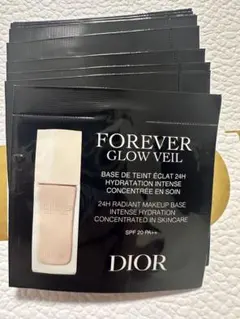 Diorメイクアップベース(グロウ ヴェール）0.7ml×30