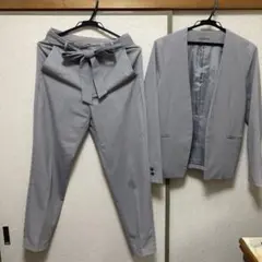 GU リボン付きライトグレーセットアップ