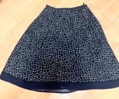 【美品】★レリアン★フレアスカート 幾何学模様 日本製　サイズ9のサムネイル