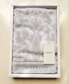 GIVENCHY ジバンシーウォッシュタオル パープル系