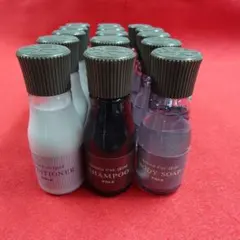 【POLA】アロマエッセゴールド アメニティセット30ml　各5本