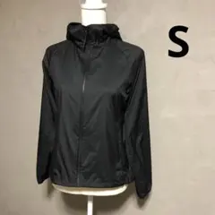ユニクロ ポケッタブルUVカットパーカ 黒 S 収納袋なし