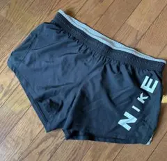 NIKE DRI-FIT ブラック Lサイズ レディース ランニングパンツのサムネイル