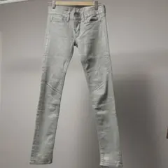 コーティング　ウルトラストレッチスキニー　ユニクロ　スライ　マウジー　スタニング