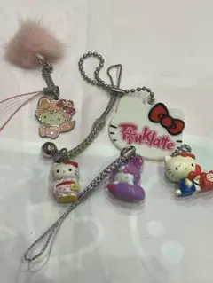 ハローキティ　まとめ売り　ストラップ等