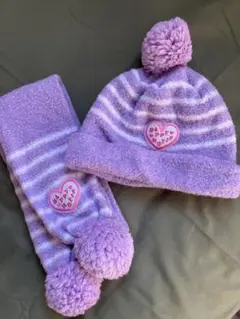 紫色 ストライプ ポンポン付き 帽子とマフラーセット