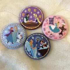 ディズニー 刺繍缶バッジ