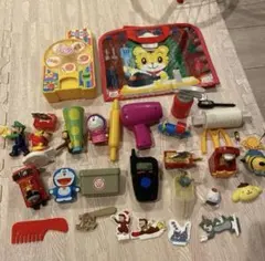 おもちゃ　知育玩具　まとめ売り　赤ちゃん ハッピーセット ドラえもん しまじろう