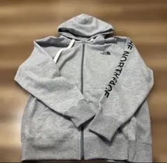 THE NORTH FACE パーカー　NT62130