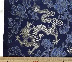 子供用 赤と黒 制服