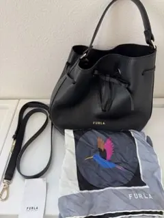 【匿名発送】FURLA コスタンザ2wayショルダーバッグ ブラック　スカーフ付