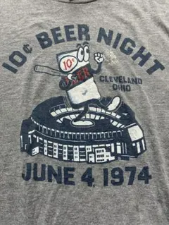 雰囲気抜群 HOMAGE 1974 BEER NIGHT アメカジTシャツのサムネイル