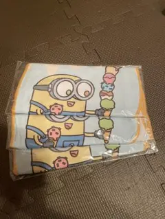 ミニオン ひんやりダイカットタオル　冷感タオル　3枚セット