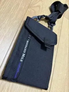 新品thousandmileサコッシュ黒　cmfワイルドシングススマホショルダーのサムネイル