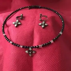 AVON/イヤリング チョーカーのセット