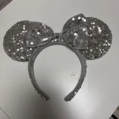 Item thumbnail for item f3593532-3f53-49ff-ace8-6d4c369f1f10