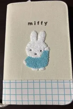 Dick Bruna miffy フリーケース チェックサガラ　ミッフィーのサムネイル
