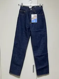 【新品タグ付き】　MOUSSY　プレーンジーンズ　ストレート　ワンウォッシュのサムネイル
