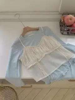 新品 Pretty Young thing ホワイト キャミソール【 SALE】