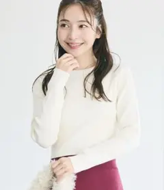 coca クロップドニットトップス　ホワイト