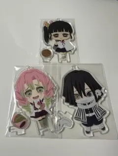鬼滅の刃　みつめてアクリルチャーム　伊黒小芭内　甘露寺蜜璃　栗花落カナヲ