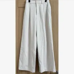 【ユニクロ】タックワイドパンツ ホワイト XS