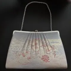 Item thumbnail for item ec72a85c-ad8d-411e-9e5a-f6e332d5f7f8