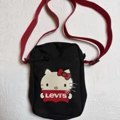 ハローキティ✖️リーバイス　2019年ショルダーポーチ　サンリオ