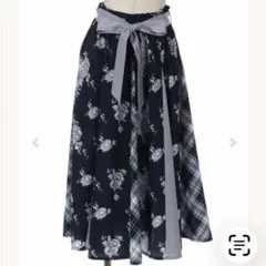 アクシーズファム♡パッチワークミディスカート♡紺♡ローズ柄♡春スカート