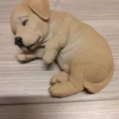 子犬の樹脂製置物 約10cm