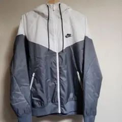 く*ぃ様 NIKE ナイロンジャケット ホワイト グレー L