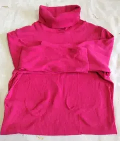 ユニクロ　極暖ヒートテックリブシームレスタートルネック　XL