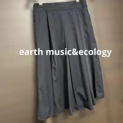 earth music&ecology ネイビーフレアスカート