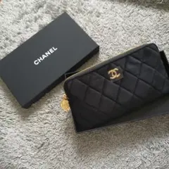 新品未使用 CHANEL ノベルティ ポーチ ブラック キルティング ノベルティ