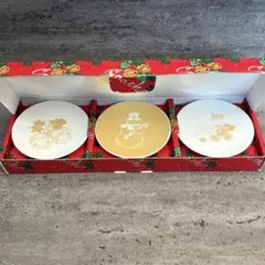 【新品未使用】COACH クリスマスモチーフ 陶器皿 3枚セット