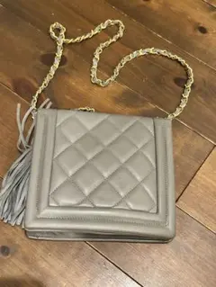 グレー キルティングショルダーバッグ emmetiesse