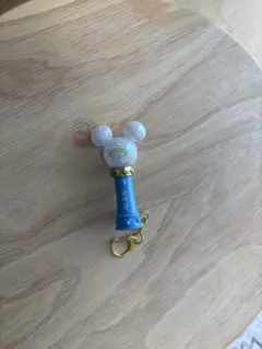 ディズニーストア ペンライトキーチェーン リトルグリーンメン
