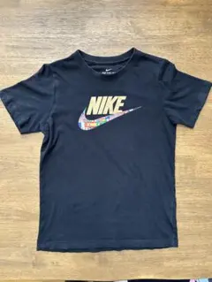 NIKE Tシャツ 黒　キッズ　M